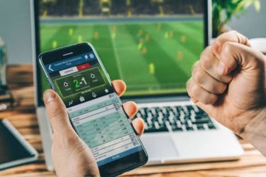 Why Does the House Always Win, and Where Does Football Betting Fit In?