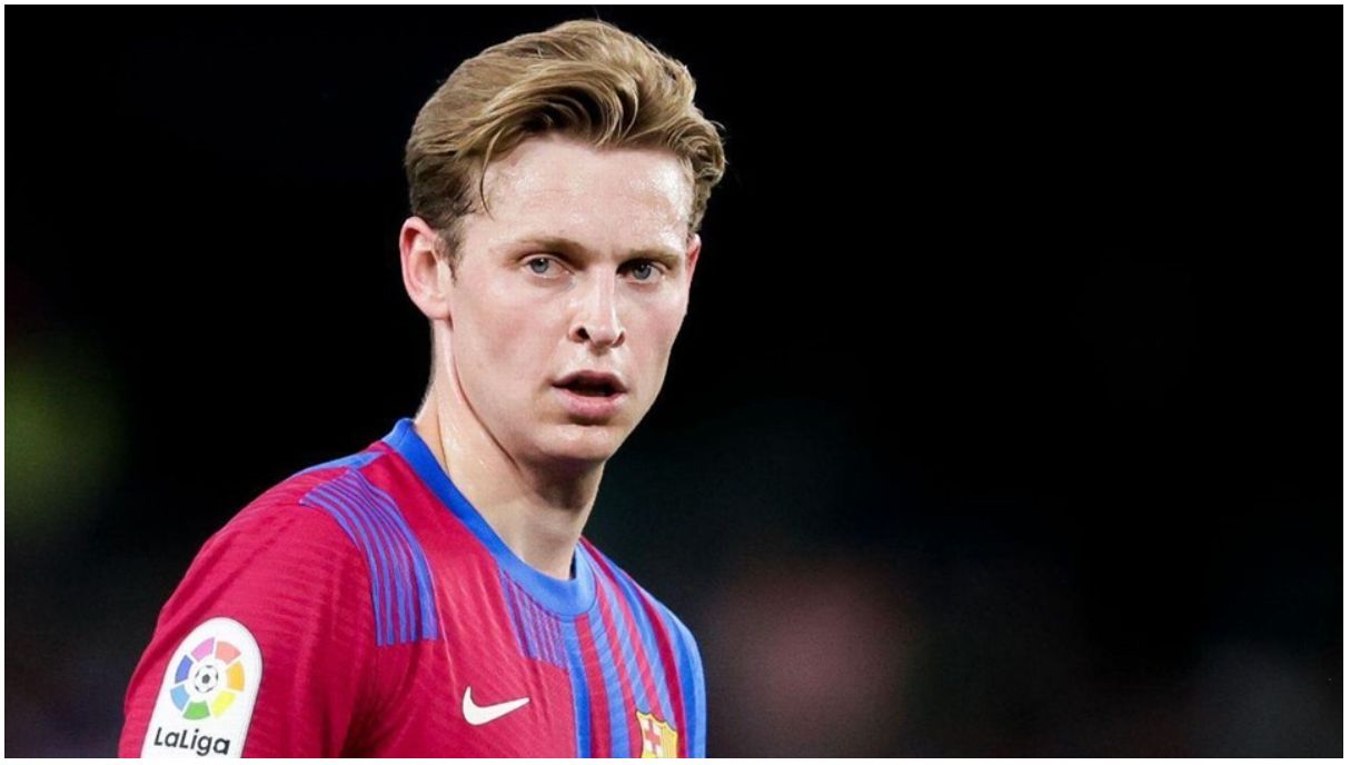 Football player De Jon- The journey to becoming a new icon of the football world.